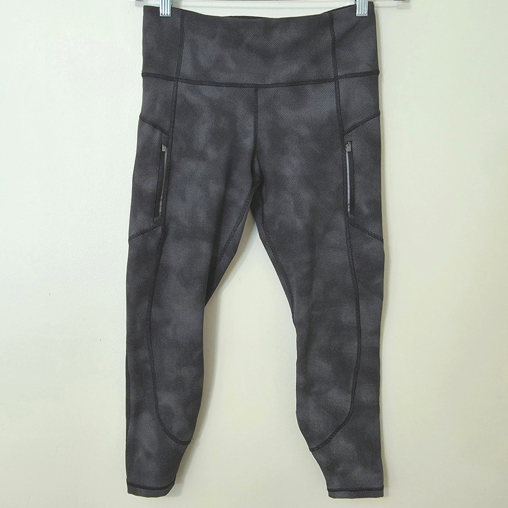 Athleta Rainier Reflective Print Tight Sz M Petite Winter Running Pocket Legging